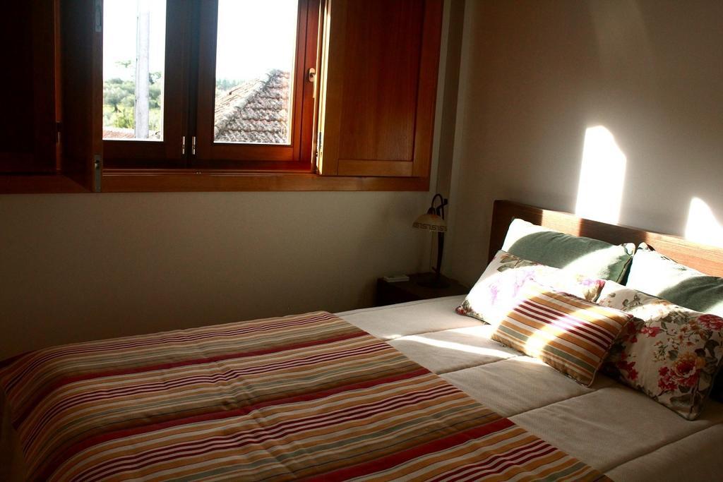 Casas Do Fantal Pensionat Vale de Salgueiro Rum bild